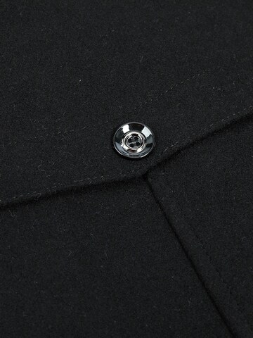 YOUTHUP Winter Coat 'Reverslinie' in Black