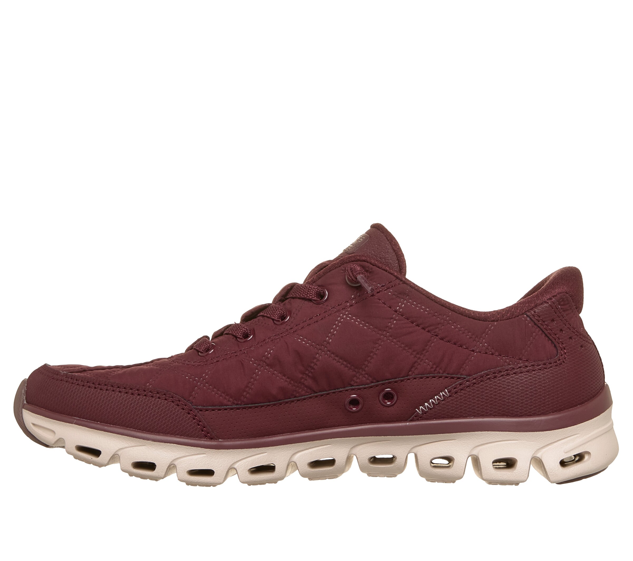 SKECHERS Slip-Ons in Red