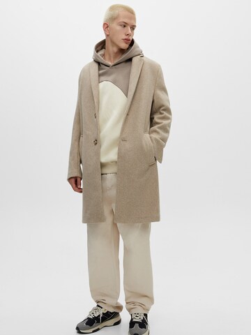 Cappotto di mezza stagione di Pull&Bear in beige: frontale