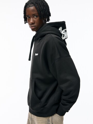 Pull&BearSweater majica - crna boja