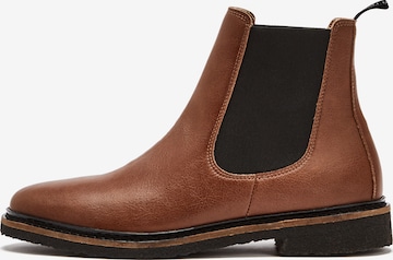 NINE TO FIVE Chelsea Boots 'Luka' in Brown: front