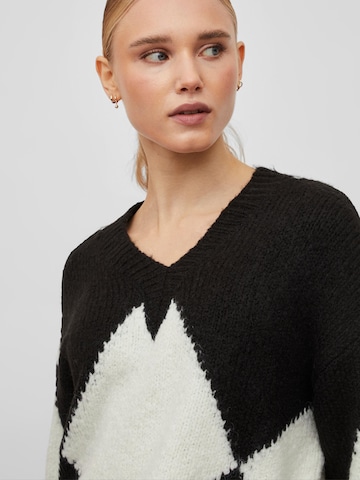 VILA Sweater 'QUARA' in Black