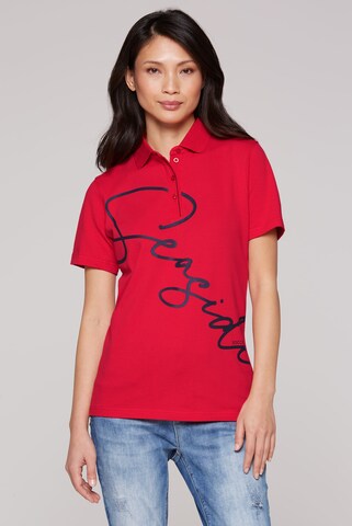Soccx Pikee-Poloshirt mit Wording Print in Rot: Vorderseite