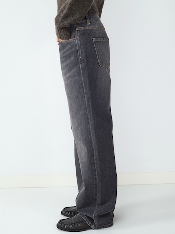 BALMOHK Loosefit Farkut värissä harmaa