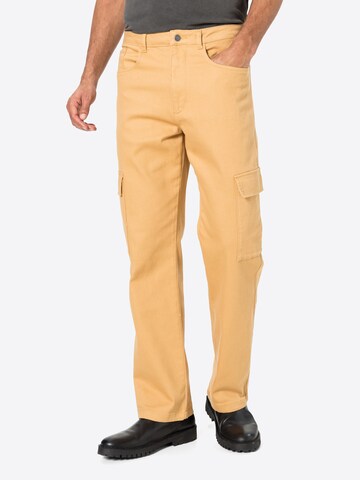 Regular Pantalon cargo NU-IN en beige : devant