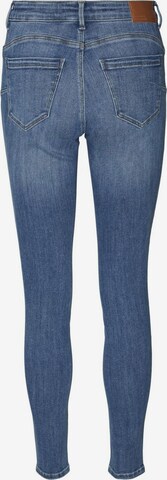 VERO MODA Skinny Jeans 'TANYA' in Blauw