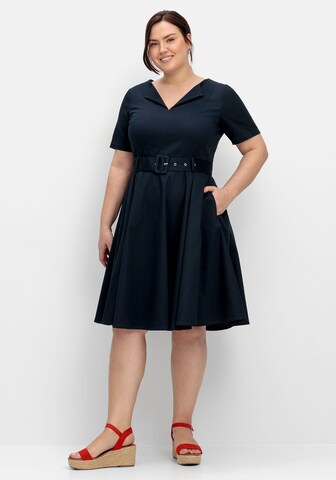 Rochie de cocktail de la SHEEGO pe albastru