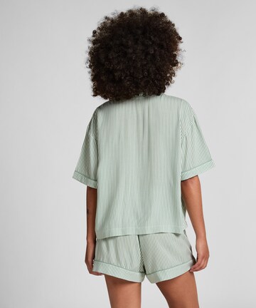 Hunkemöller Short 'Woven' in Grün