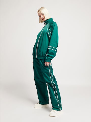 UNFOLLOWED x ABOUT YOU Athletic Jacket 'ESCAPE JACKET' in Green