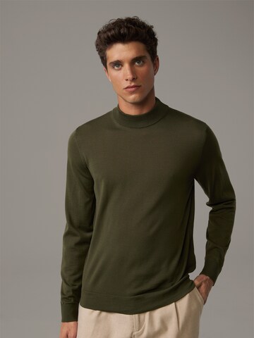 STRELLSON Sweater 'Marek' in Green: front