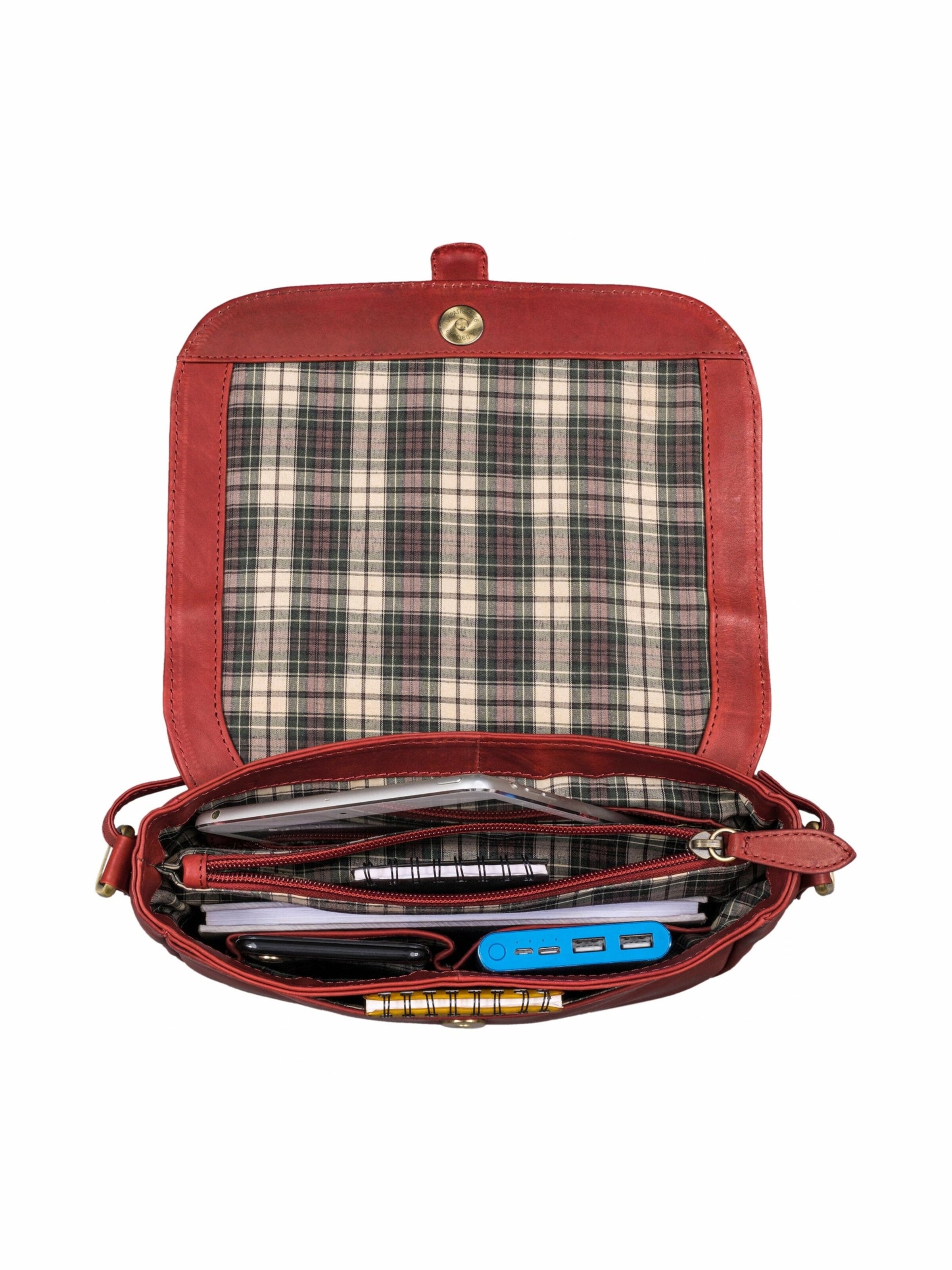 Benthill Shoulder Bag in Red