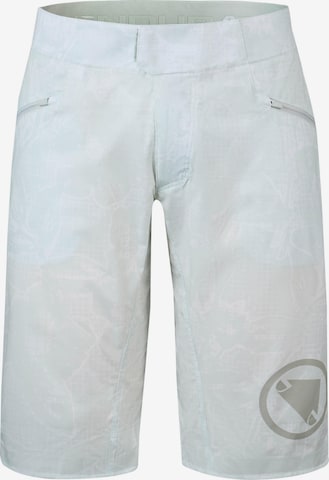 ENDURA Skinny Sportshorts in Weiß: Vorderseite