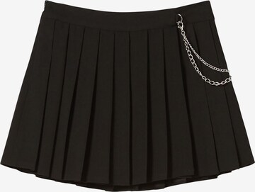 Bershka Skirt in Black: front