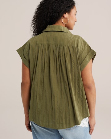 WE Fashion Blouse in Green