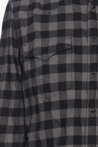 Lee Button Up Shirt in L in Grey