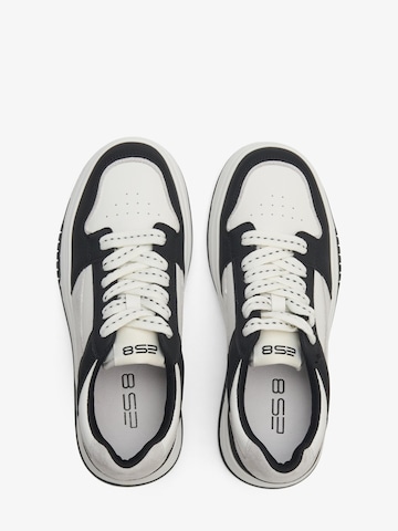 ES8 Sneaker low '23012' i hvid