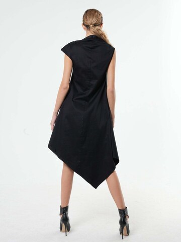 Metamorphoza Cocktail dress in Black
