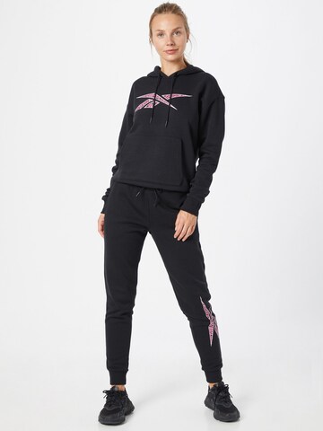 Reebok Tapered Sportbroek in Zwart