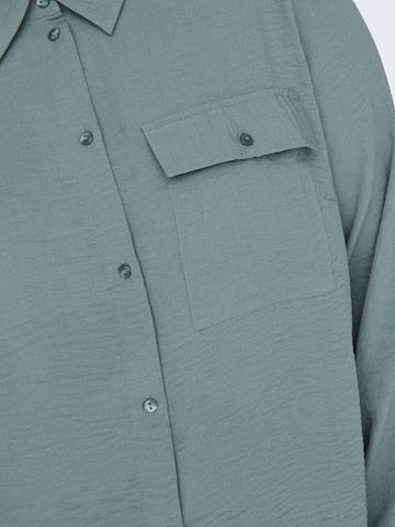 Camicia da donna di ONLY Carmakoma in verde