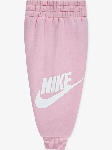 Nike Sportswear Joggingpak 'CLUB FLEECE' in Roze
