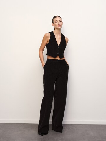 RÆRE by Lorena Rae - Colete em preto