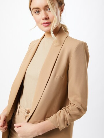 Boohoo - Blazer em bege