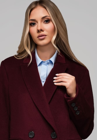 Ombre Between-seasons coat in Red