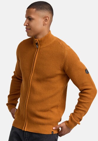 INDICODE JEANS Gebreid vest 'Layton' in Bruin