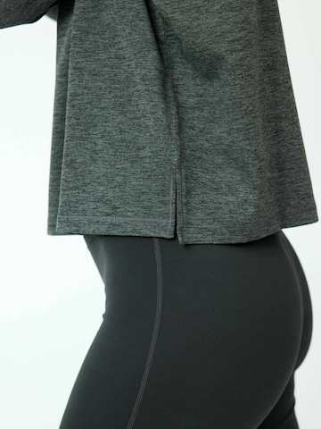 Girlfriend Collective Top ' ReSet ' – černá