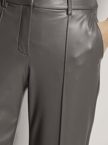 MADELEINE Tapered Hose in Grau