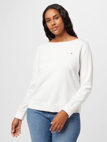 Tommy Hilfiger Curve Sweater in White: front