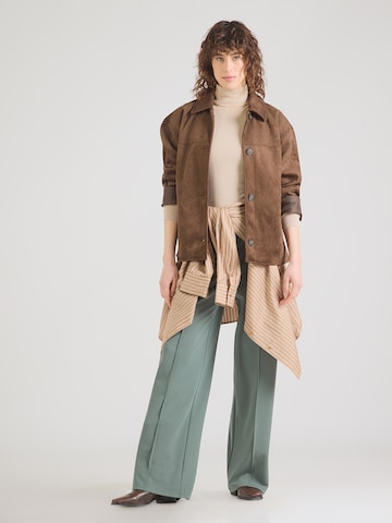 ABOUT YOU Loosefit Ráncos nadrág 'Marica' - zöld