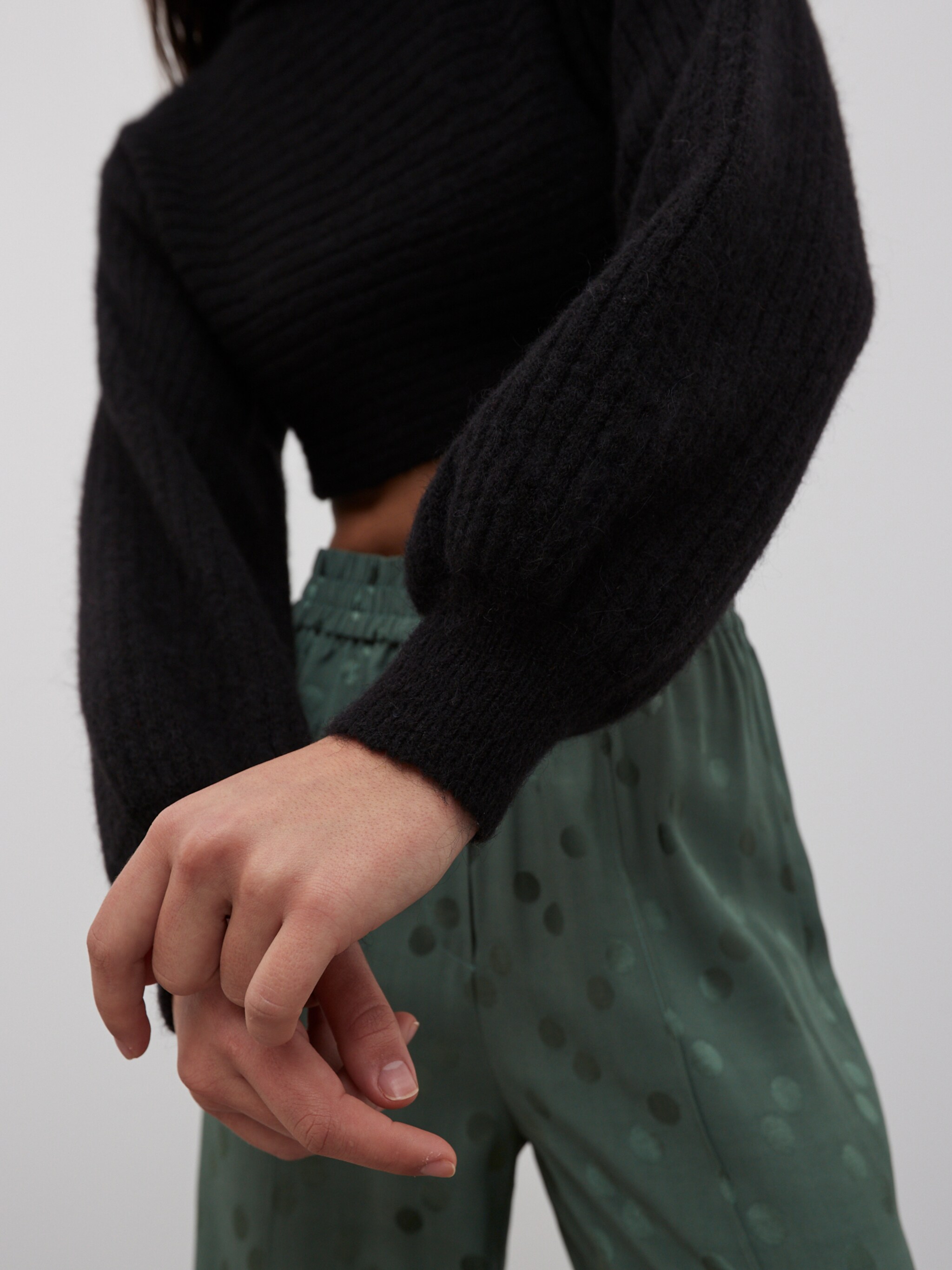 EDITED Produkte Pullover 'Kadin' schwarz