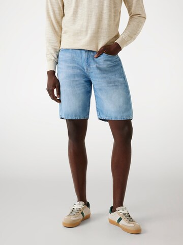 GUESS Slim fit Jeans in Blue: front