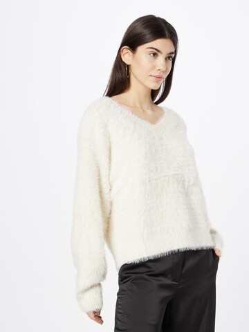 WEEKDAY Пуловер 'Cora' в бяло: отпред