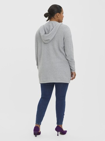 Vero Moda Curve Cardigan i grå