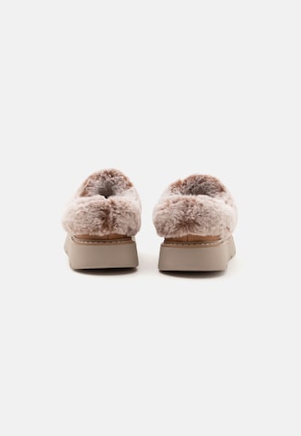 SKECHERS Saapad 'KEEPSAKES LITE - COZY BLEND', värv pruun