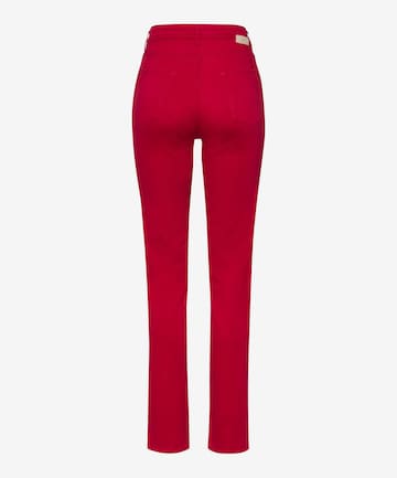 Coupe slim Pantalon 'MARY' BRAX en rouge
