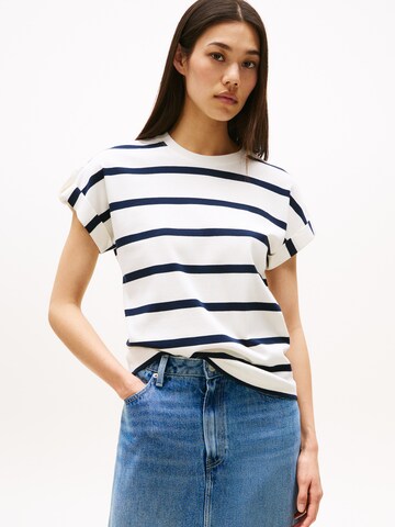 TOMMY HILFIGER Футболка в Белый: спереди