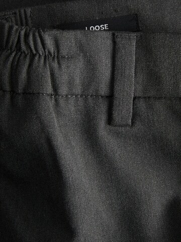 JACK & JONES Loose fit Trousers with creases in Grey