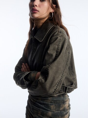 Pull&Bear Jacke in Schwarz