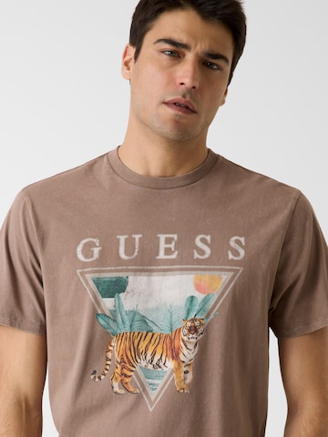 GUESS Μπλουζάκι 'TIGER SPIRIT' σε καφέ