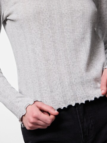 PIECES Shirt in Grijs