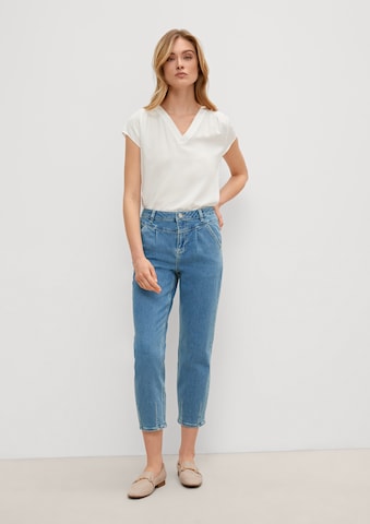 COMMA Regular Pleated Jeans in Blue: front