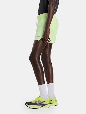 Regular Pantalon de sport 'RC 5' new balance en jaune