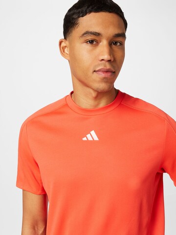 ADIDAS PERFORMANCE Toiminnallinen paita 'Workout' värissä punainen