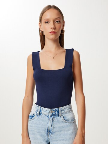 Happiness İstanbul Топ в синьо