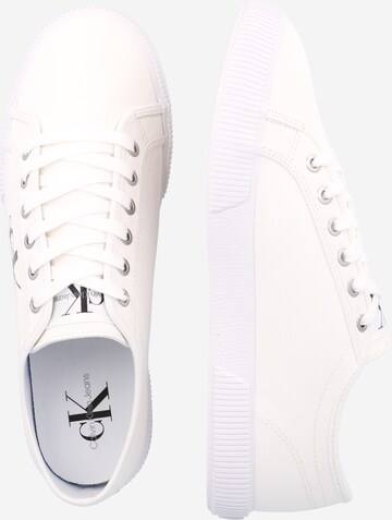 Calvin Klein Jeans Trampki niskie 'ESSENTIAL VULCANIZED 1' w kolorze biały