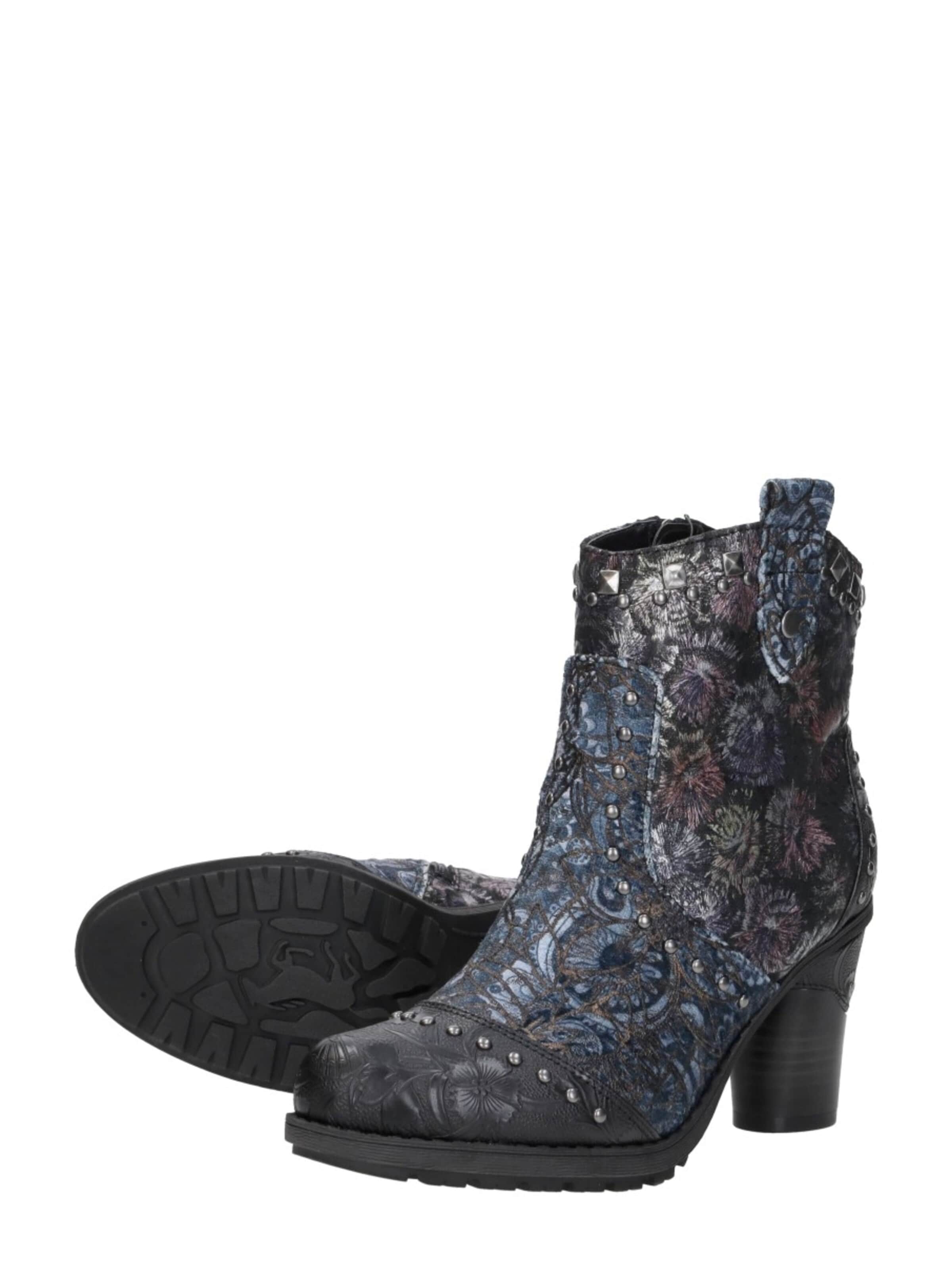 MUSTANG Boots 'Enkellaarsjes Hak' in Black