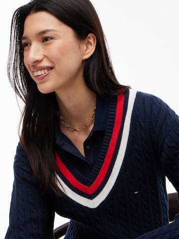 Pull-over Tommy Jeans en bleu